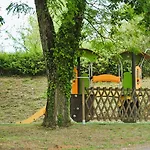 Le Domaine Des Cazelles By Ateya Village de vacances Cajarc